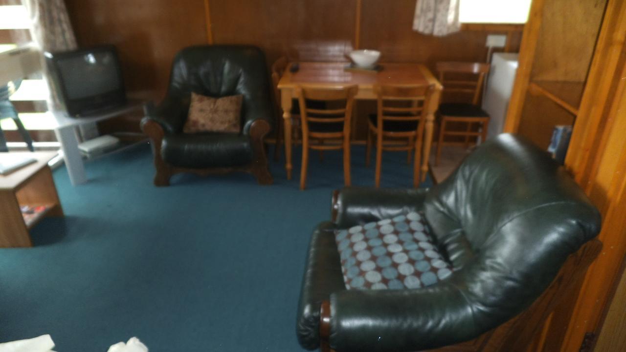 Lamont Chalet Self Catering Holiday Homes Creagmhor Glenelg Iv408La 객실 사진